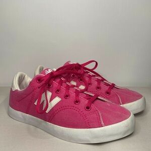 New Balance kids size 6